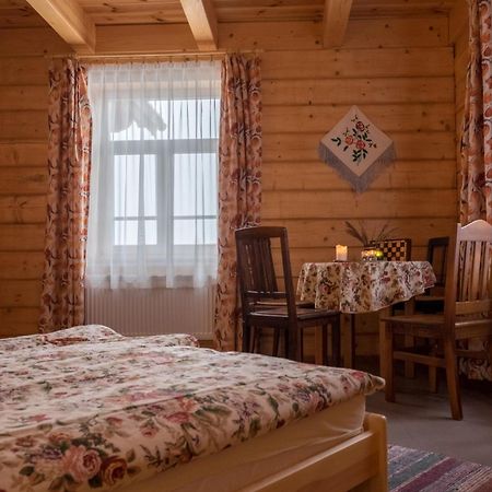Miodowa Kolonia Bed & Breakfast Bialowieza Bagian luar foto