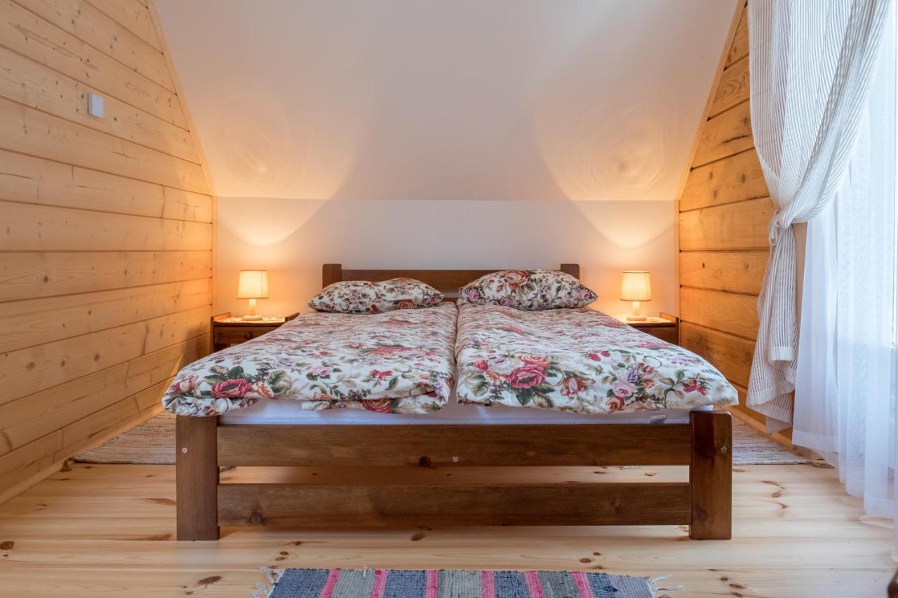 Miodowa Kolonia Bed & Breakfast Bialowieza Bagian luar foto
