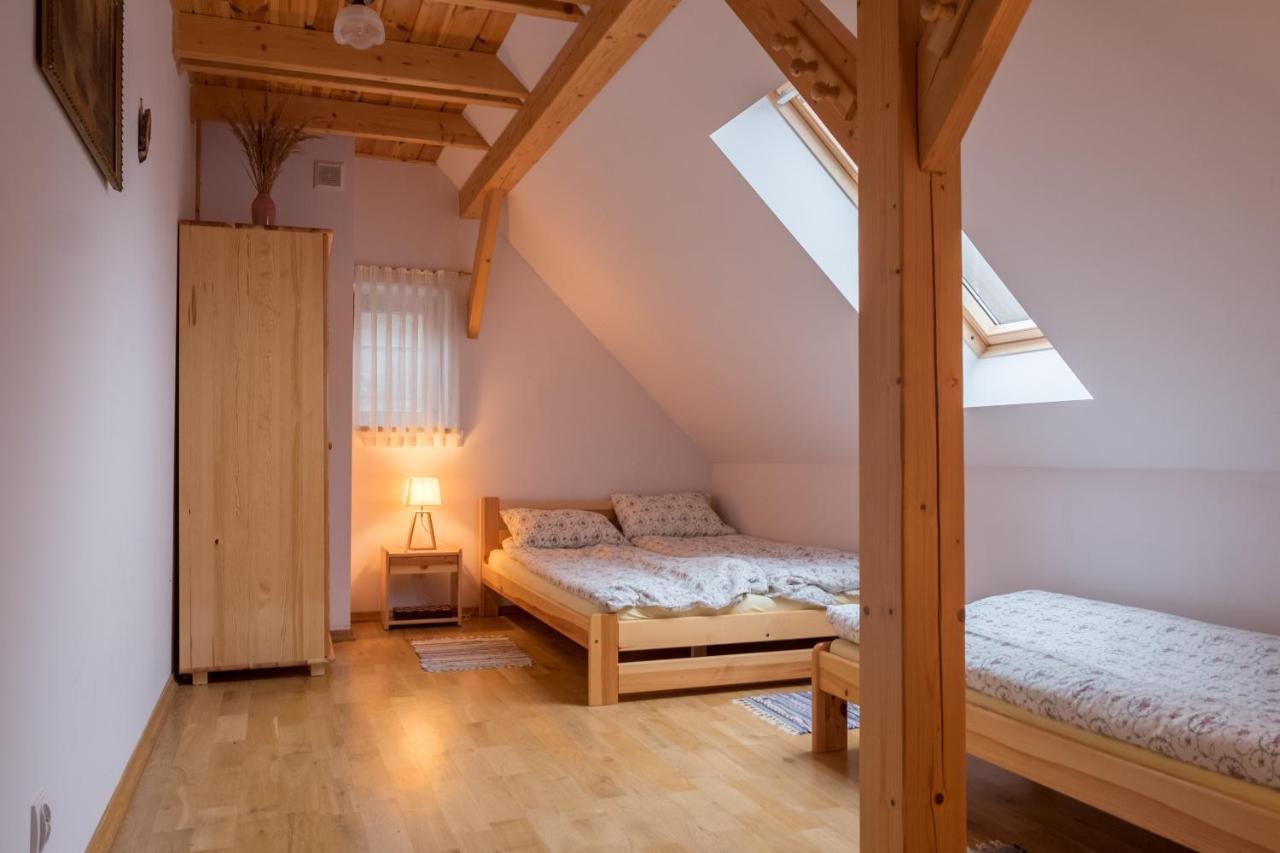 Miodowa Kolonia Bed & Breakfast Bialowieza Bagian luar foto